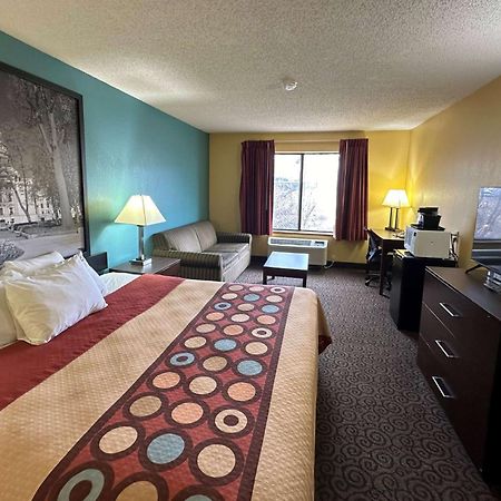 Super 8 By Wyndham Appleton Exterior foto