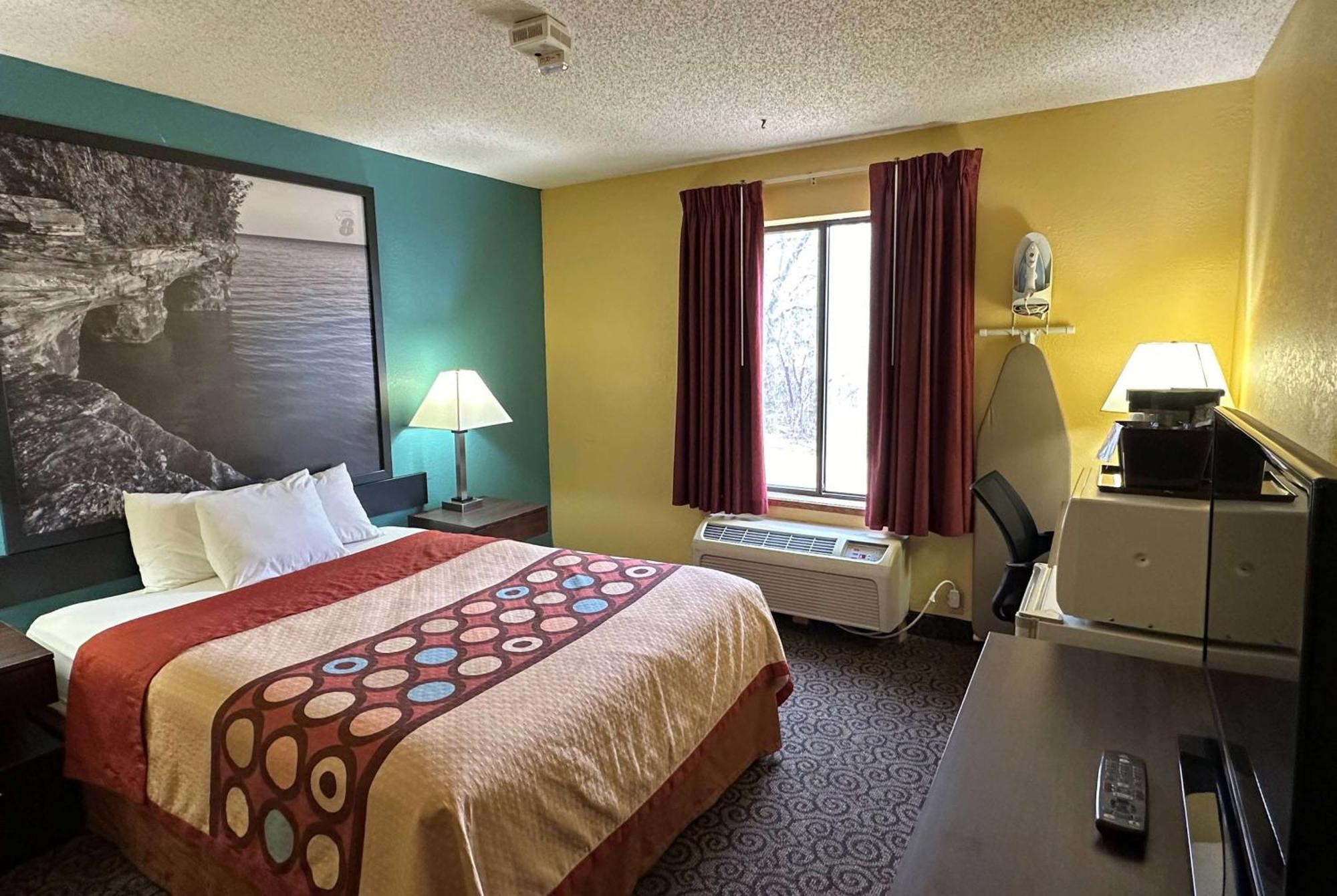 Super 8 By Wyndham Appleton Exterior foto
