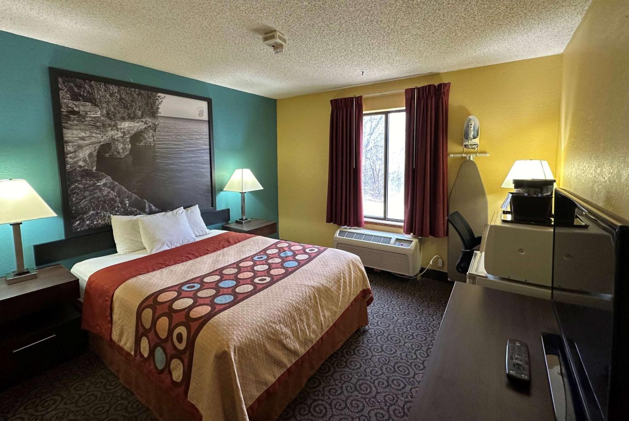 Super 8 By Wyndham Appleton Exterior foto
